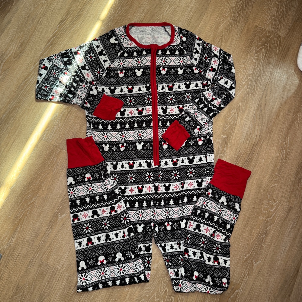 Little Sleepies x Disney women’s